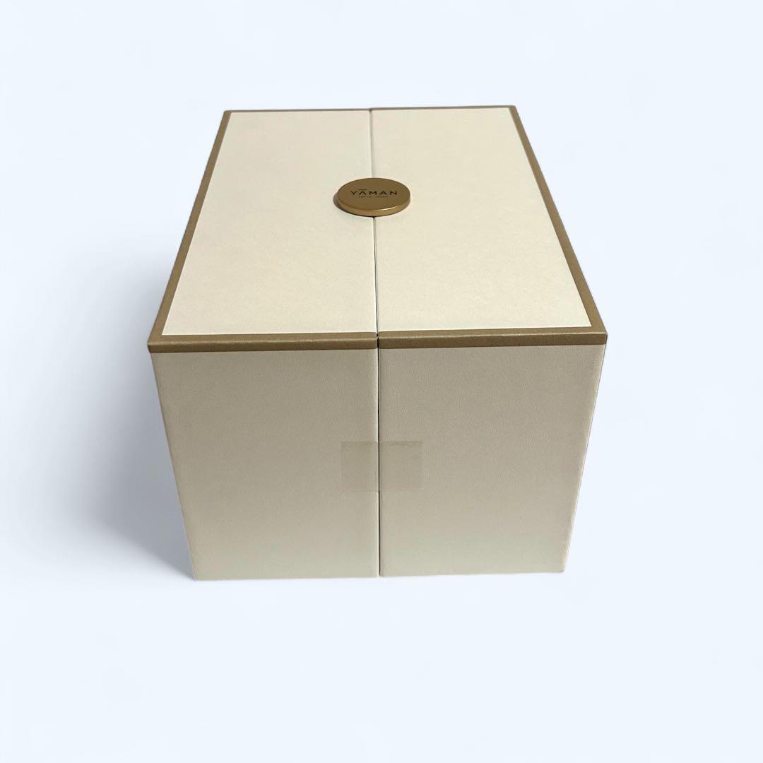 ★YAMAN ヤーマン 美顔器 YJFM18 フォトプラス シャイニーネオ★