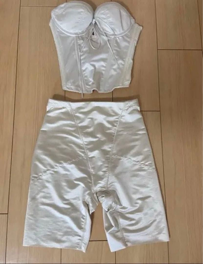 BRIDAL BEAUTE D70 ブライダルインナー