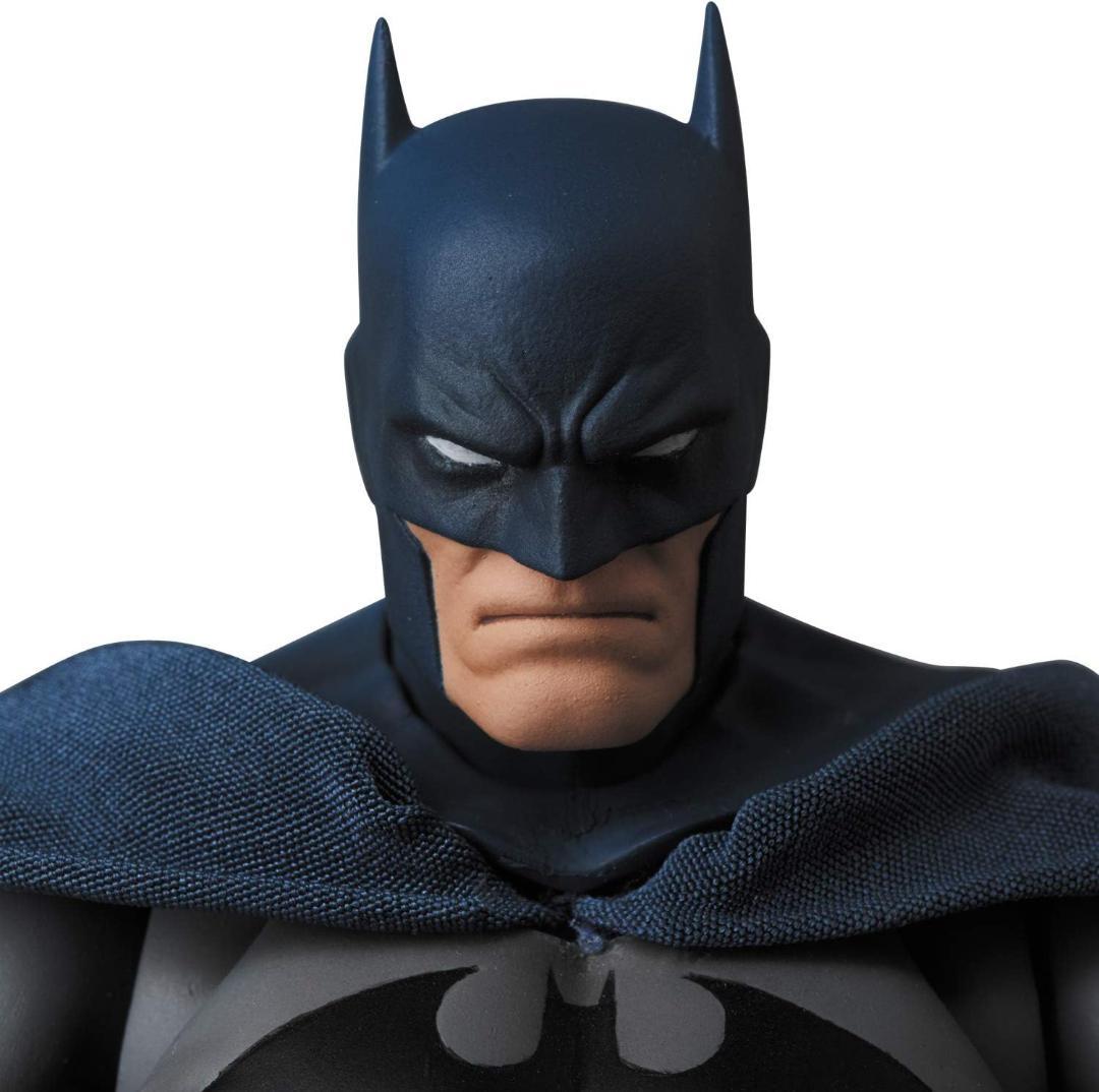 新品 MAFEX マフェックス No.105 BATMAN HUSH 160mm