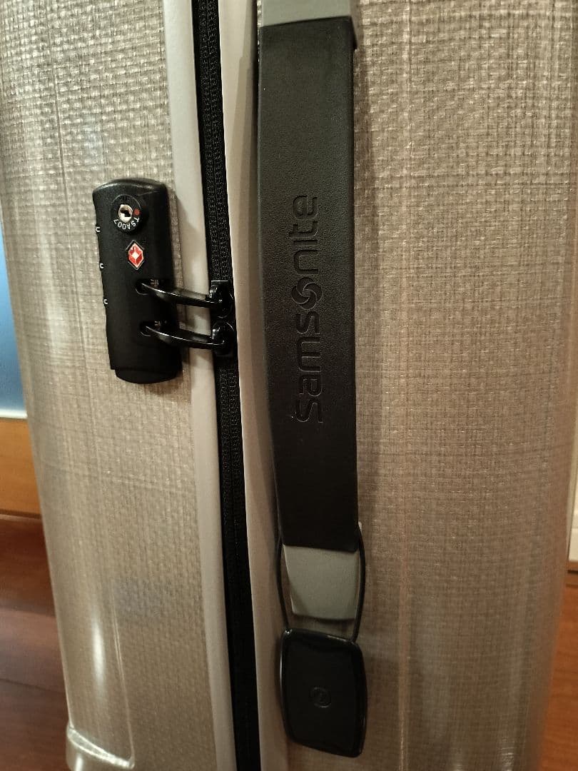 【未使用品】サムソナイト 92L クロノナイト スピナー75 スーツケース