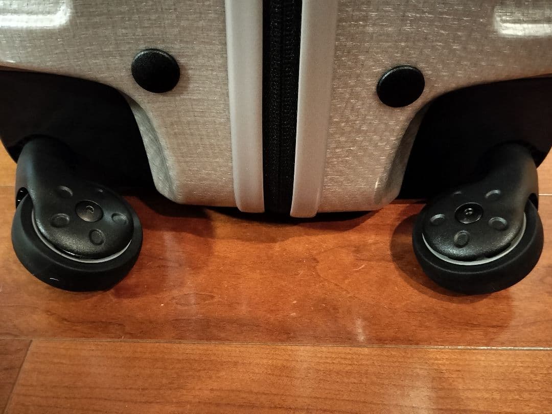 【未使用品】サムソナイト 92L クロノナイト スピナー75 スーツケース