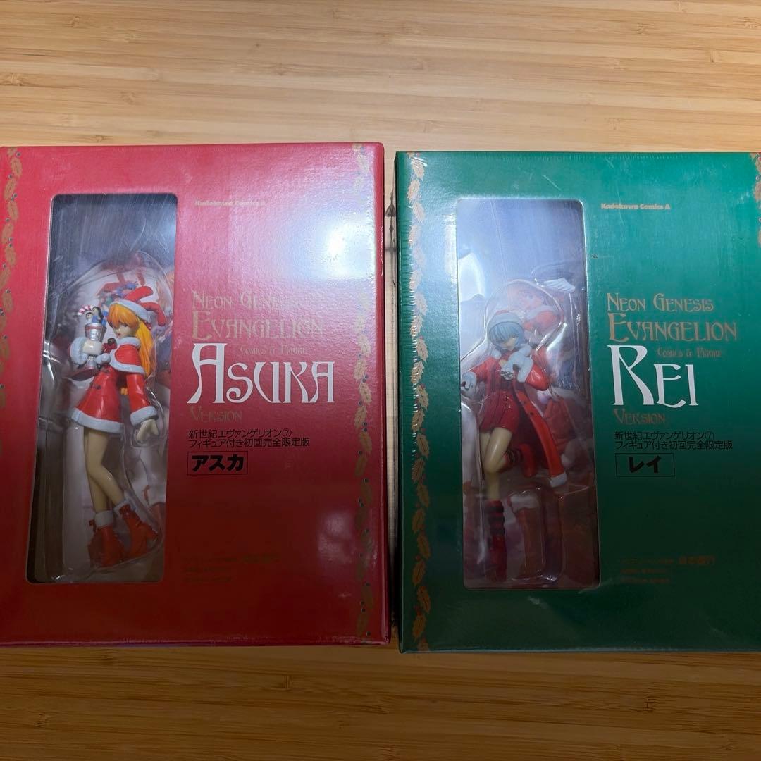 アスカ&レイのフィギュア付きコミックス