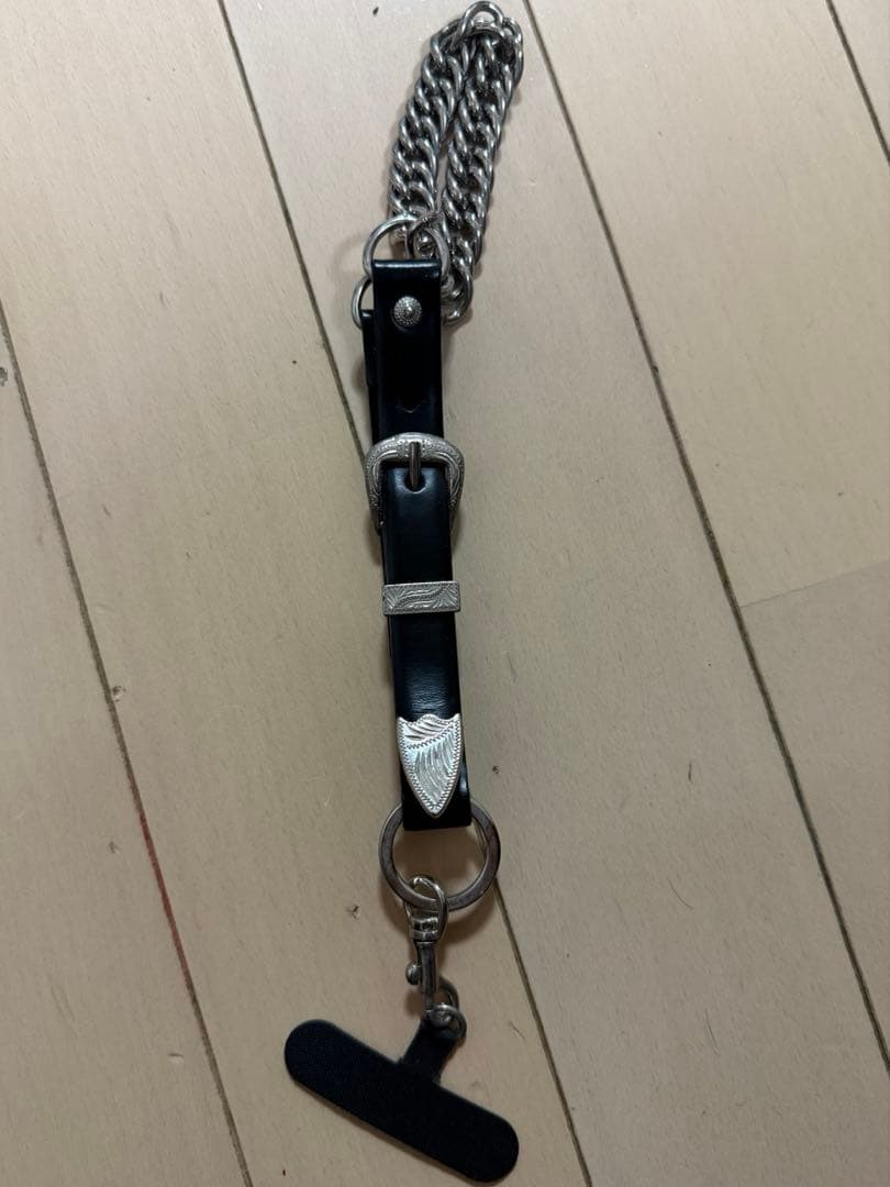 toga スマホストラップ