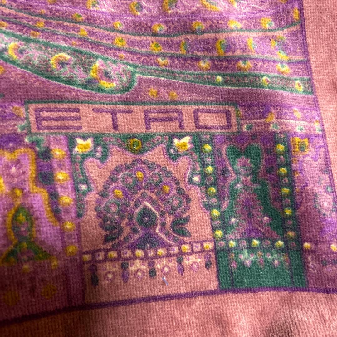 ボティタオル（バスタオル）素敵な葡萄色ペイズリー