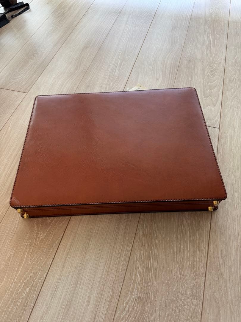 よしおページ　TUMI レザーアタッシュケース