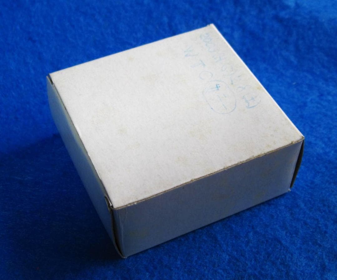 ０１年　カラー　アメリカンシルバーイーグル　１オンス１ドル銀貨　ＷＴＣリメンバー