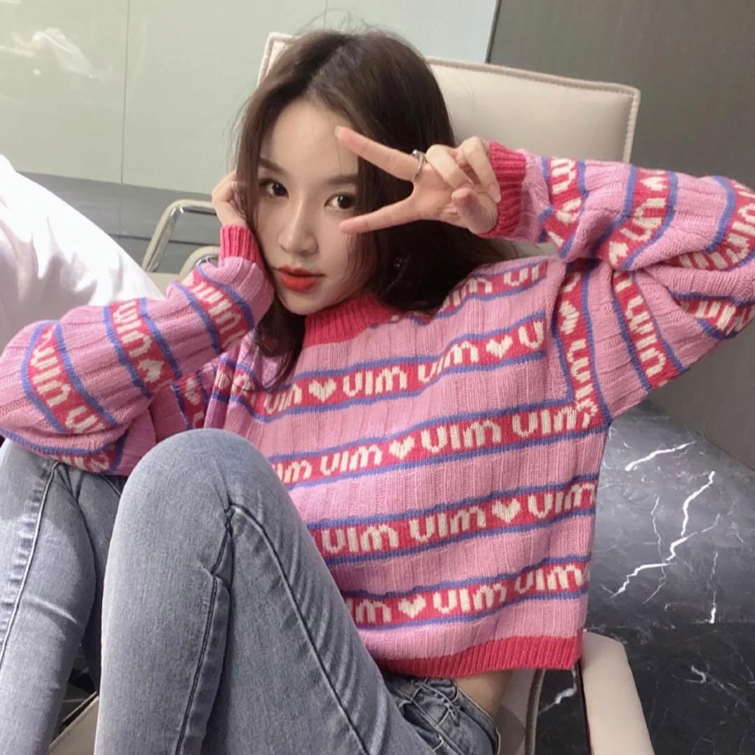 ミュウミュウ　ロゴウールセーターピンク新品