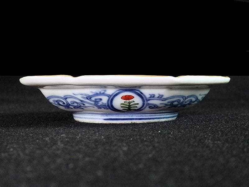 大聖寺伊万里　菊に龍　岩に欄干の図　八角４寸皿　４枚　D702AS-fbho