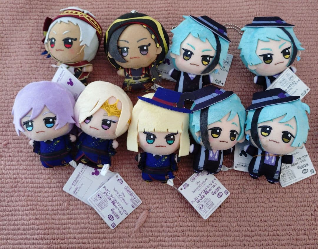 u*9様 ツイステちびぐるみ