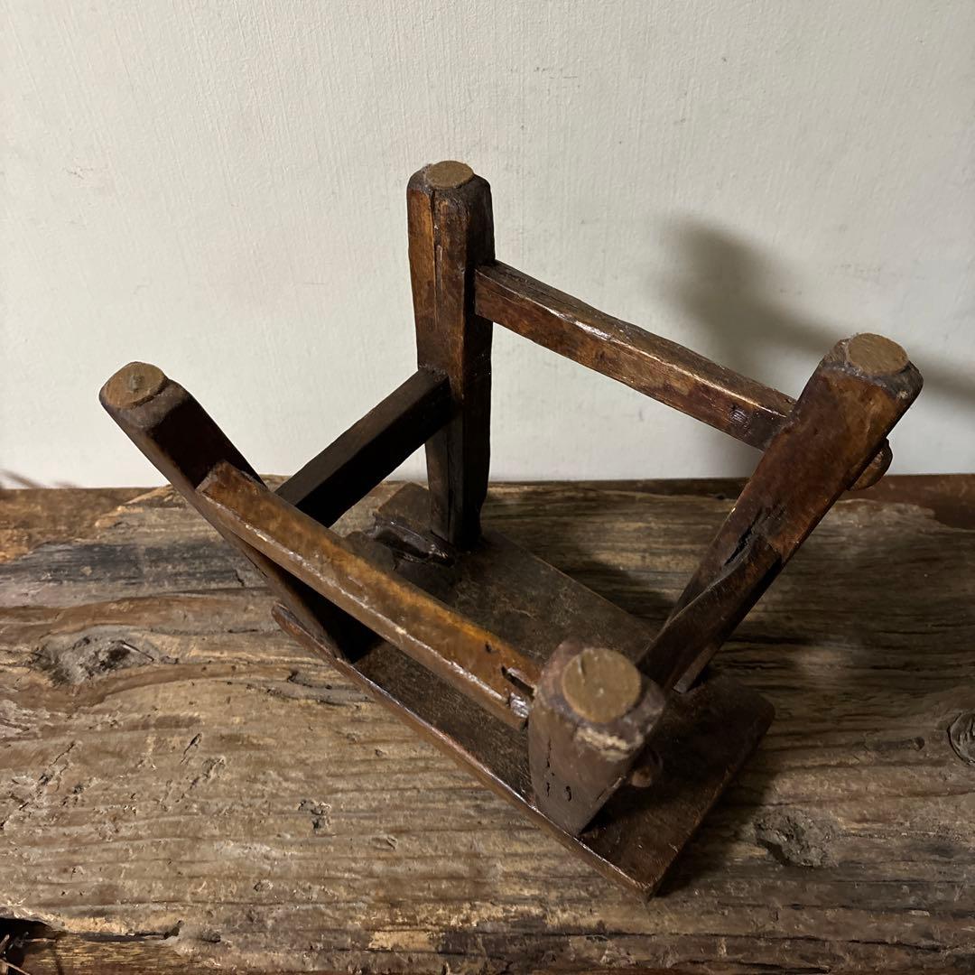 朝鮮　李朝　中国　その1 木製小さな踏み台　肘掛　花台　スツール　古民具　骨董