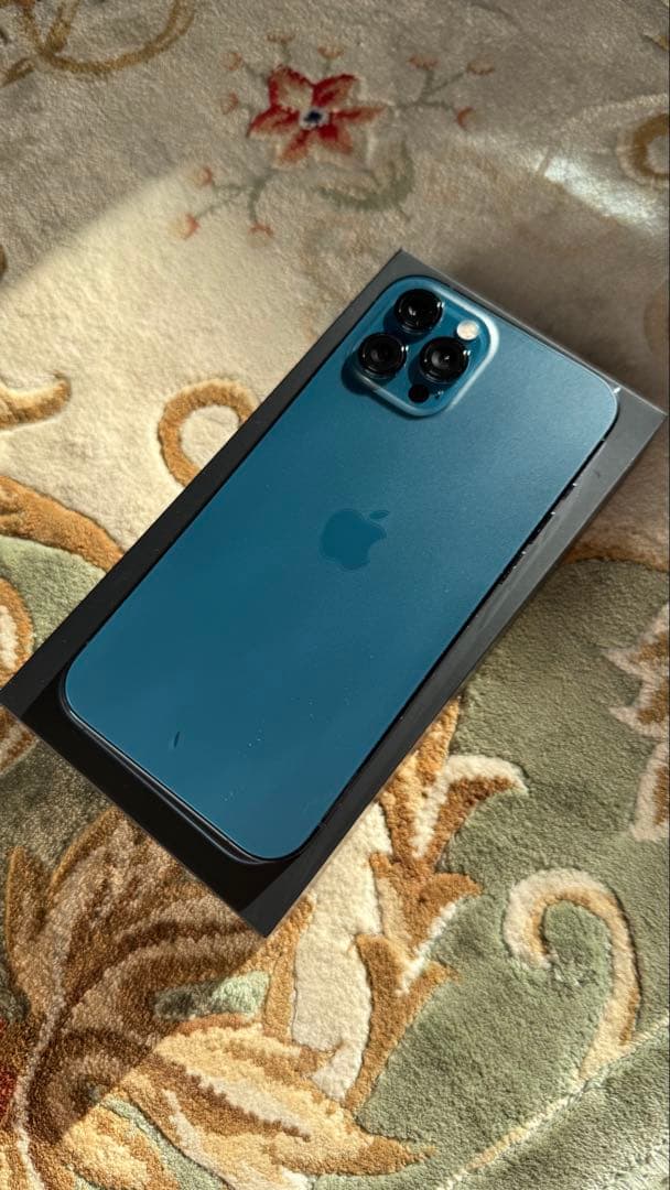 iPhone 12 Pro Max 512GB SIMフリー