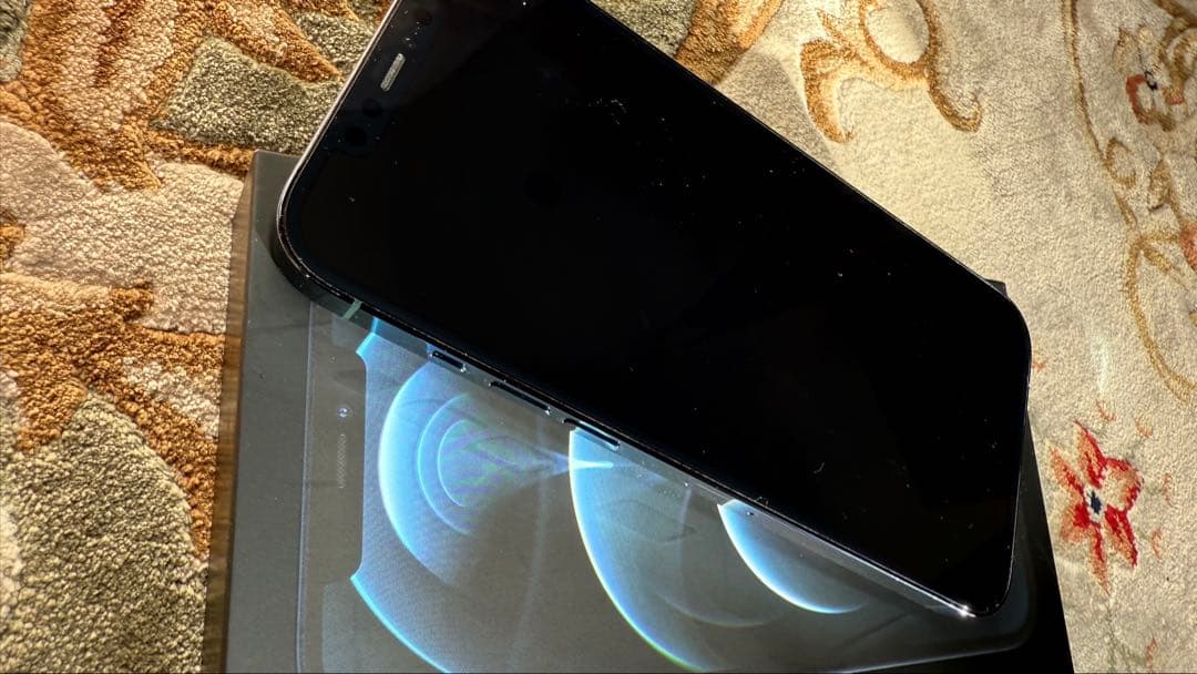 iPhone 12 Pro Max 512GB SIMフリー