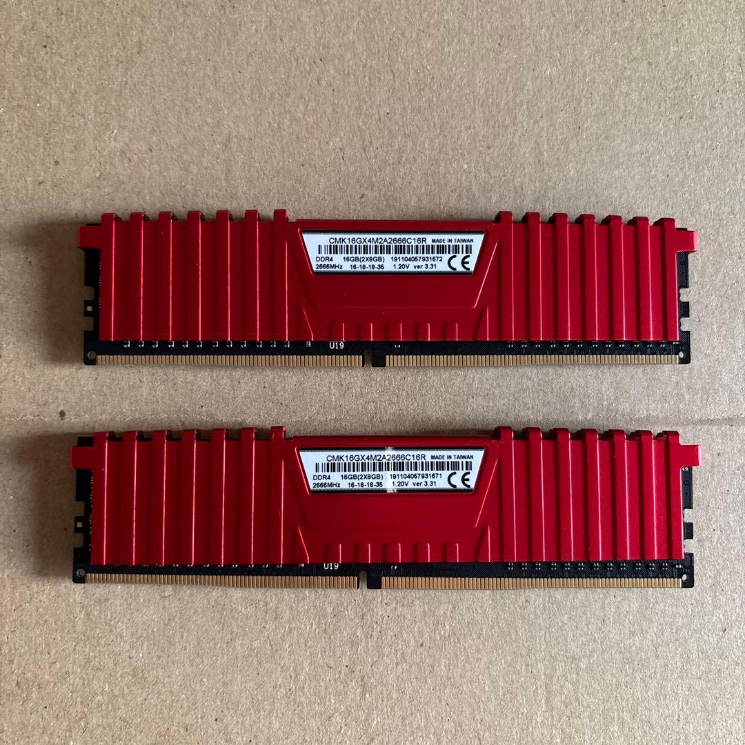 VENGEANCE メモリ　DDR4 16GB (8GB×2枚)