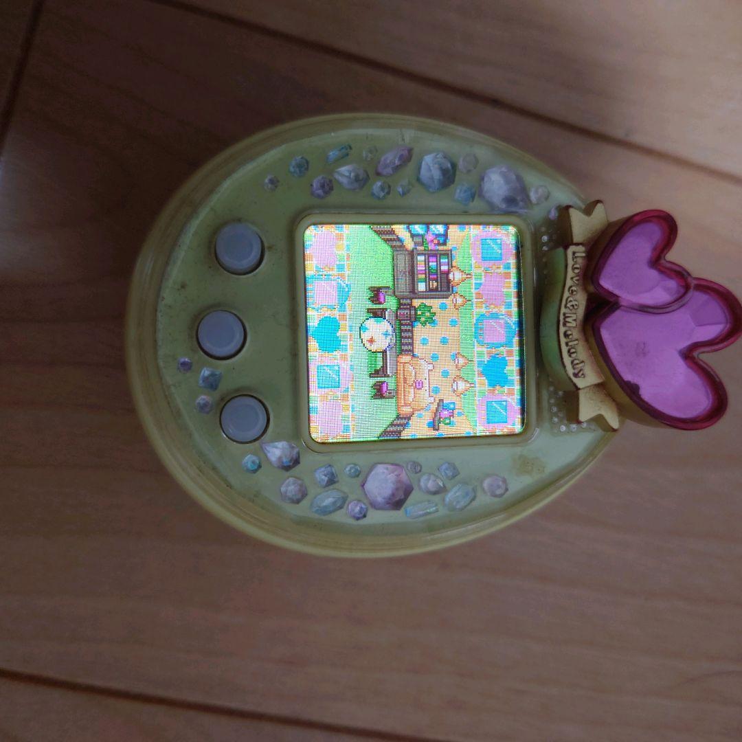 【希少】たまごっち ピース ラブメロ Love&Melody イエロー 黄色