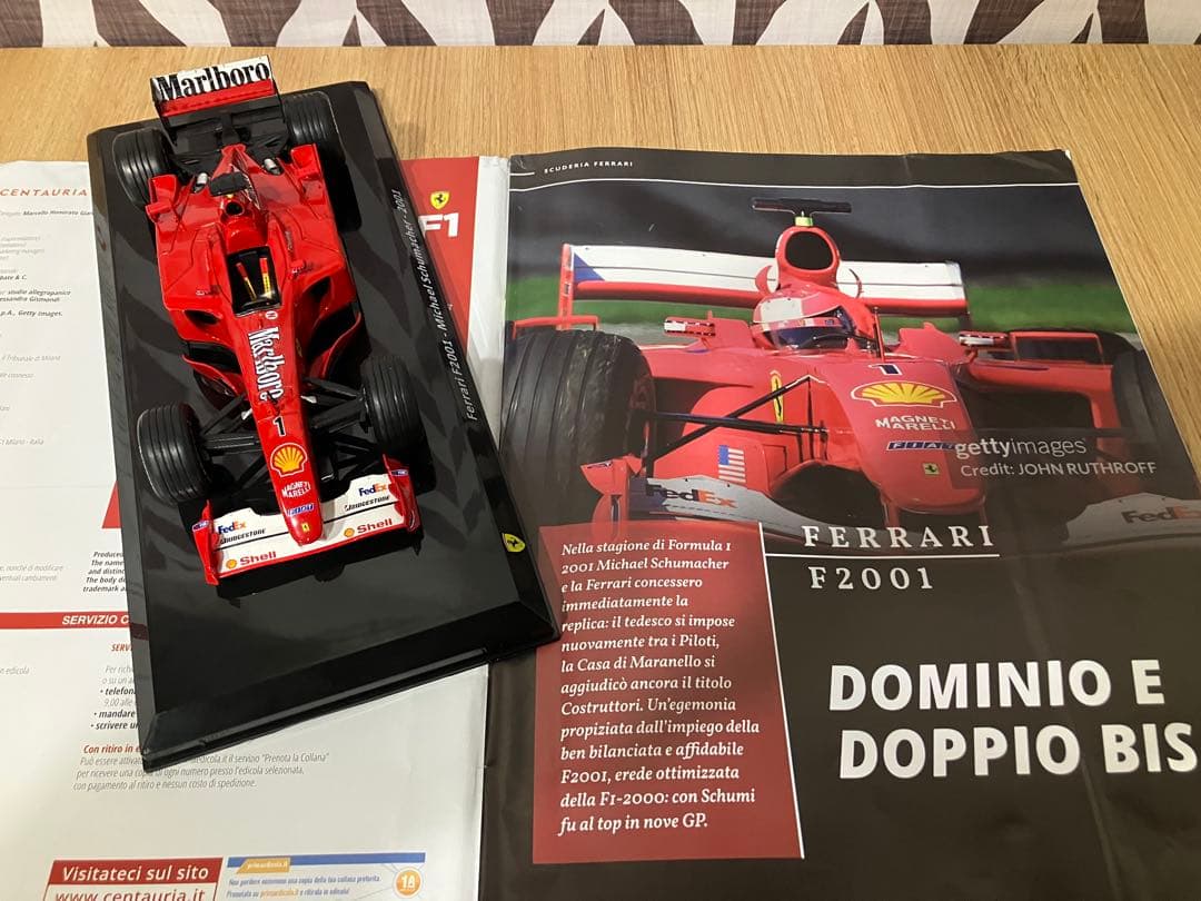 紅い跳馬様　2台セット　専用　F2001 マルボロ仕様　F1コレクション