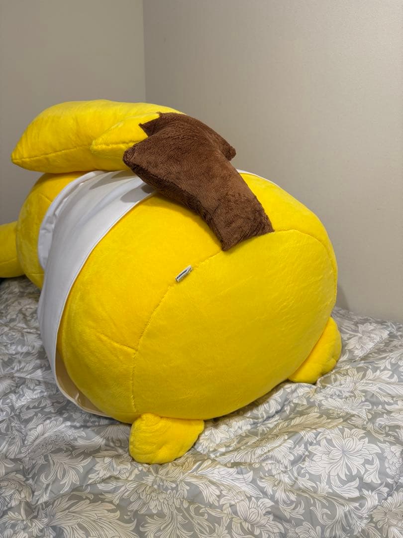 ペニンシュラホテル　ピカチュウ　特大ぬいぐるみ　ページボーイ　100cm