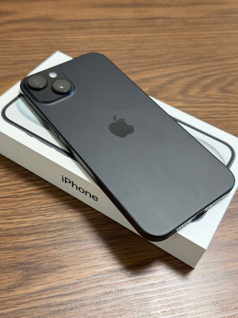 Apple iPhone 15 plus 256GB ブラック 本体