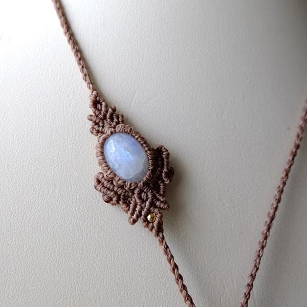 大きめラブラドライト・ムーンストーン マクラメ編みペンダントネックレス 3162