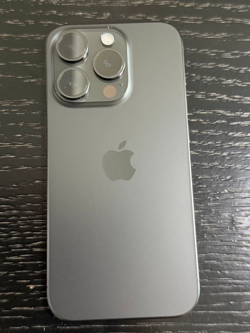 iPhone 15 pro 256 GB ブラックチタニウムSIMフリー