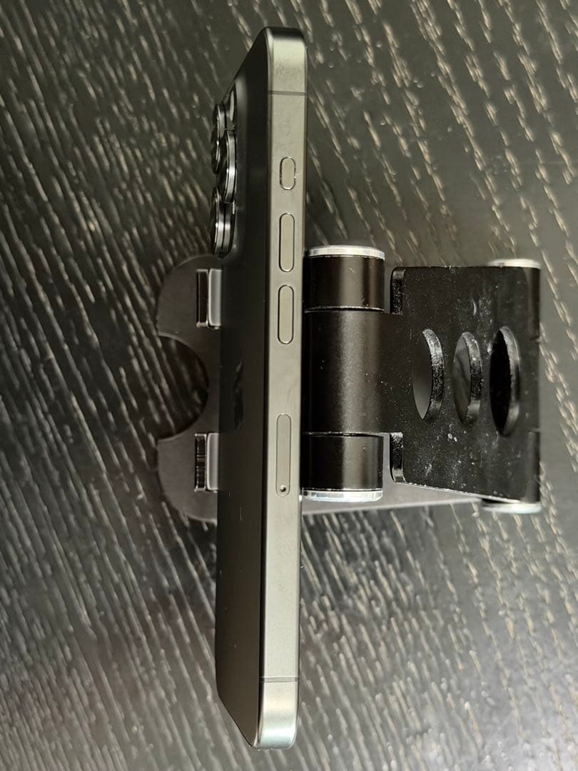 iPhone 15 pro 256 GB ブラックチタニウムSIMフリー