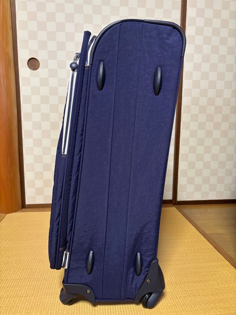 【新品未使用】Kipling キャリーケース Lサイズ