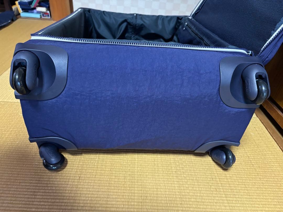 【新品未使用】Kipling キャリーケース Lサイズ