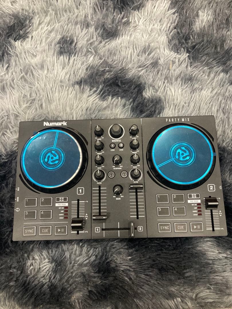 A0105)Numark Party Mix Live DJコントローラー 本体