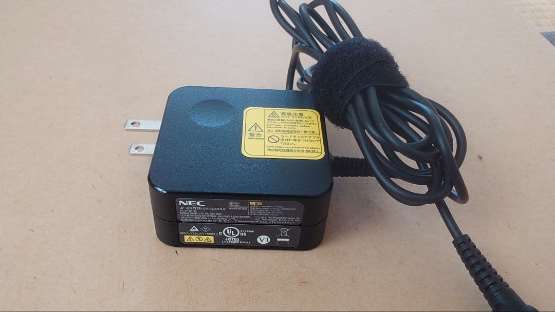 週末値下げ NEC ノートパソコン 15.6インチ LAVIE カメラ付