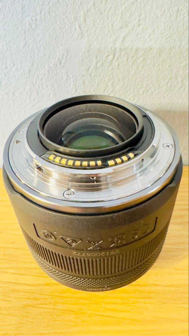 値下！使用期間少　Canon RF 35mm F1.8 MACRO IS STM