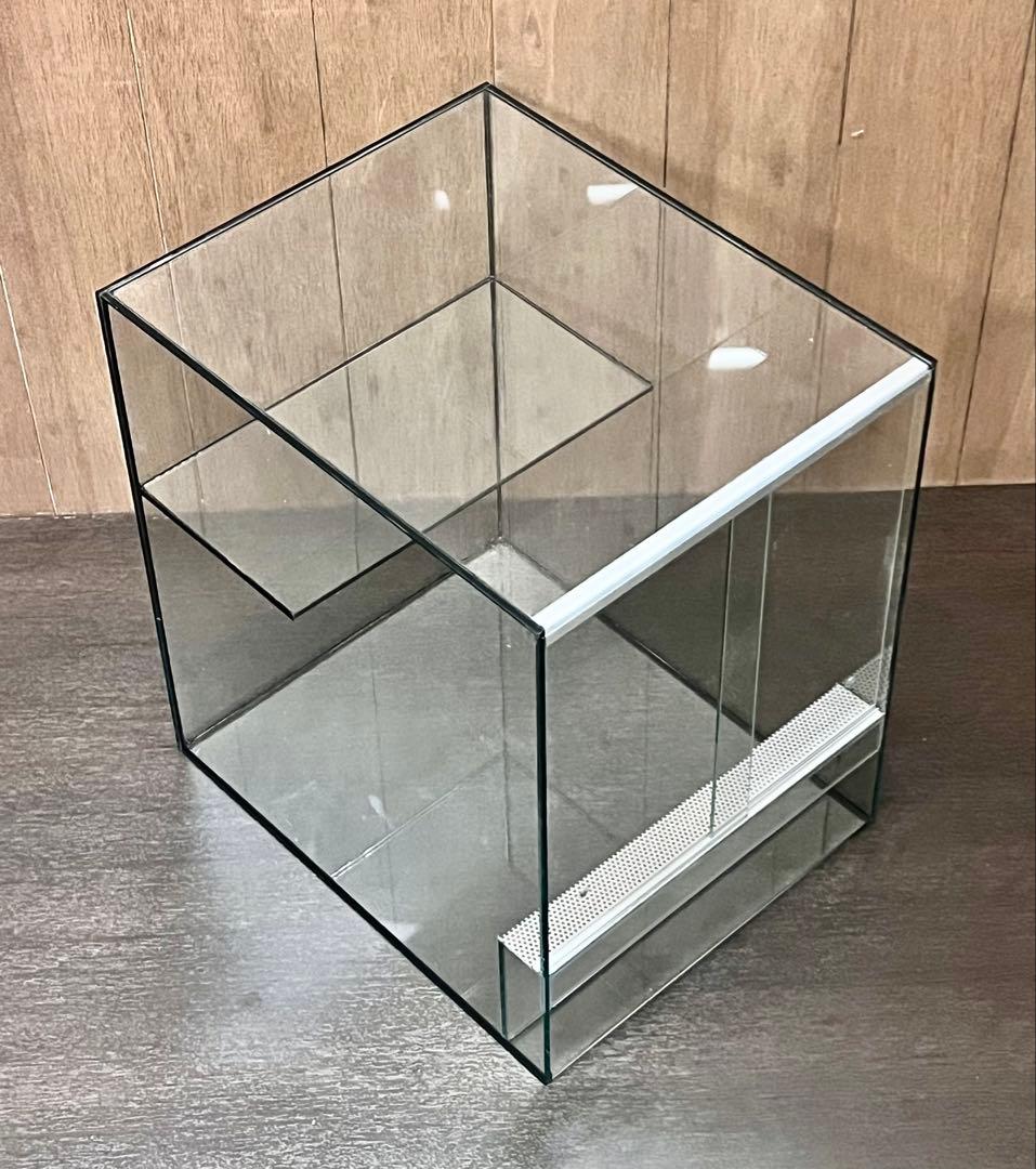 レア仕様　1台限定　特注ガラスケース　中棚付き