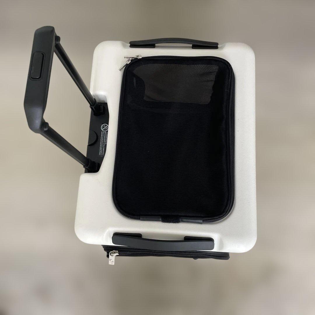 キャスター付きペットカート ホワイトとベージュ