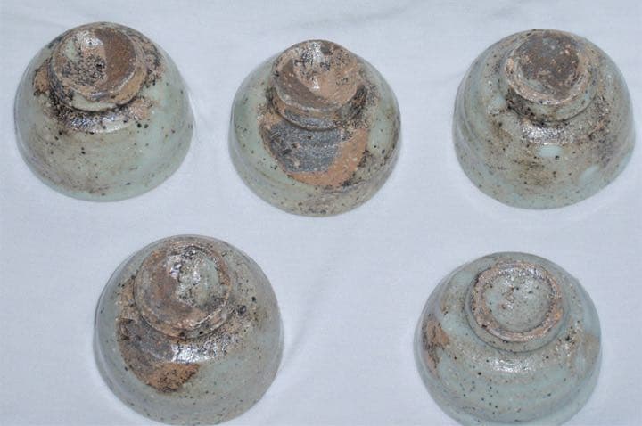 常滑焼　大迫みきお氏作　灰釉ぐい吞み　５点揃い