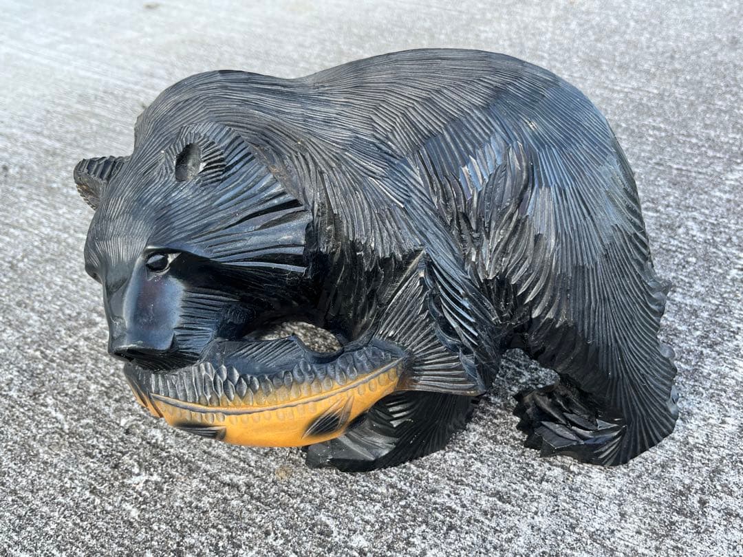 木彫り熊　工芸品　置物　アンティーク　彫刻