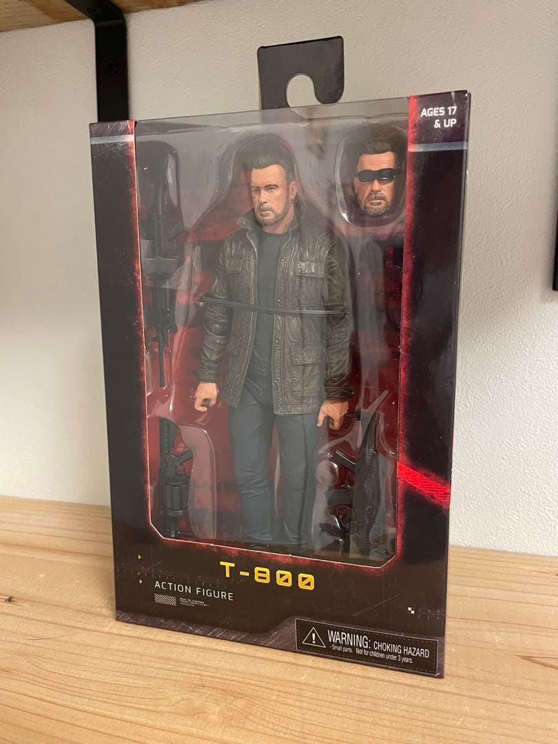 NECA ターミネーター ニュー・フェイト T-800 フィギュア 新品未開封