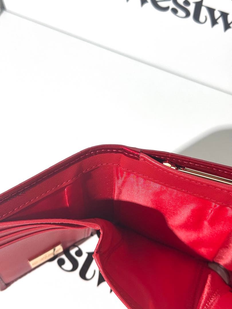 Vivienne Westwoodヴィヴィアン・三つ折財布 レッド