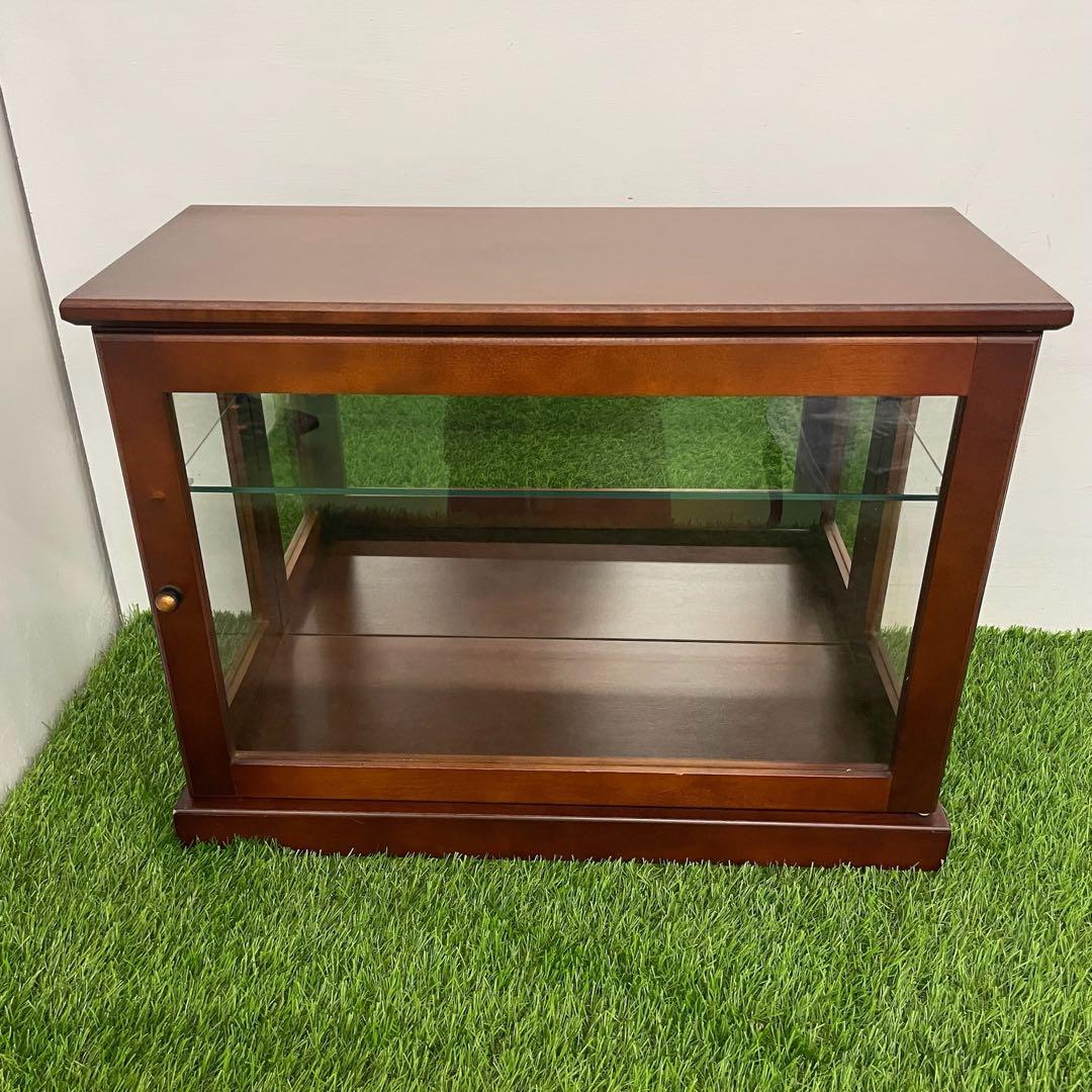 ダークブラウン ガラスケース