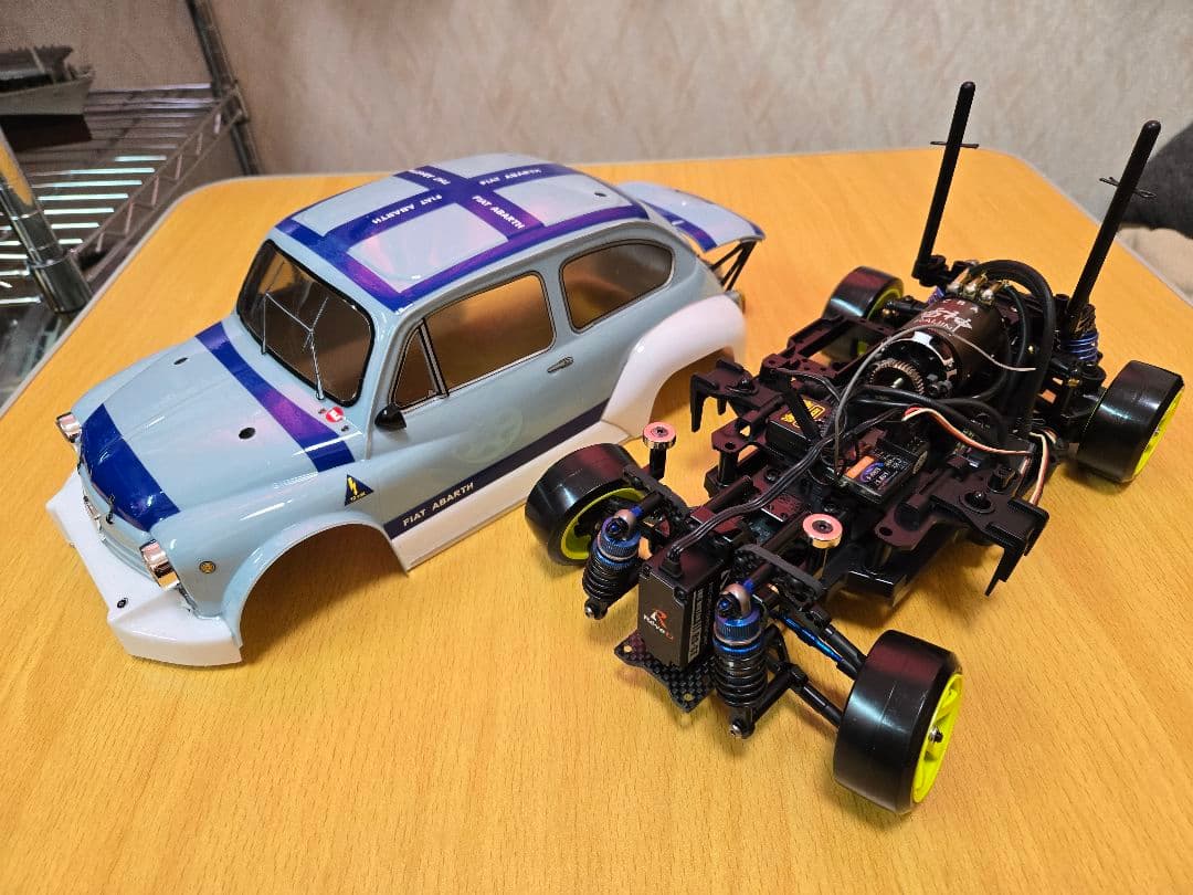 ミニドリ車　Tamiya M-05 RCカー ボディ付き メカ無し