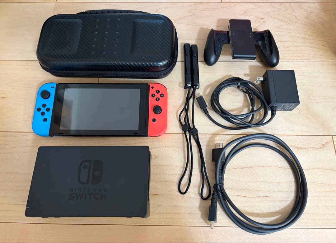 Nintendo Switch ネオンブルー/ネオンレッド 本体　ハードケース付