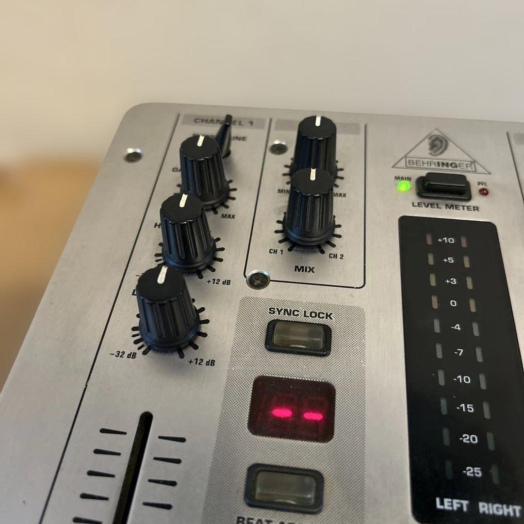 BEHRINGER ベリンガー DJミキサー VMX100 動作確認済み
