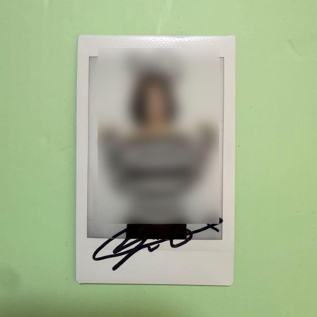 yves softerror サイン会参加当選 直筆サインポラロイド LOONA