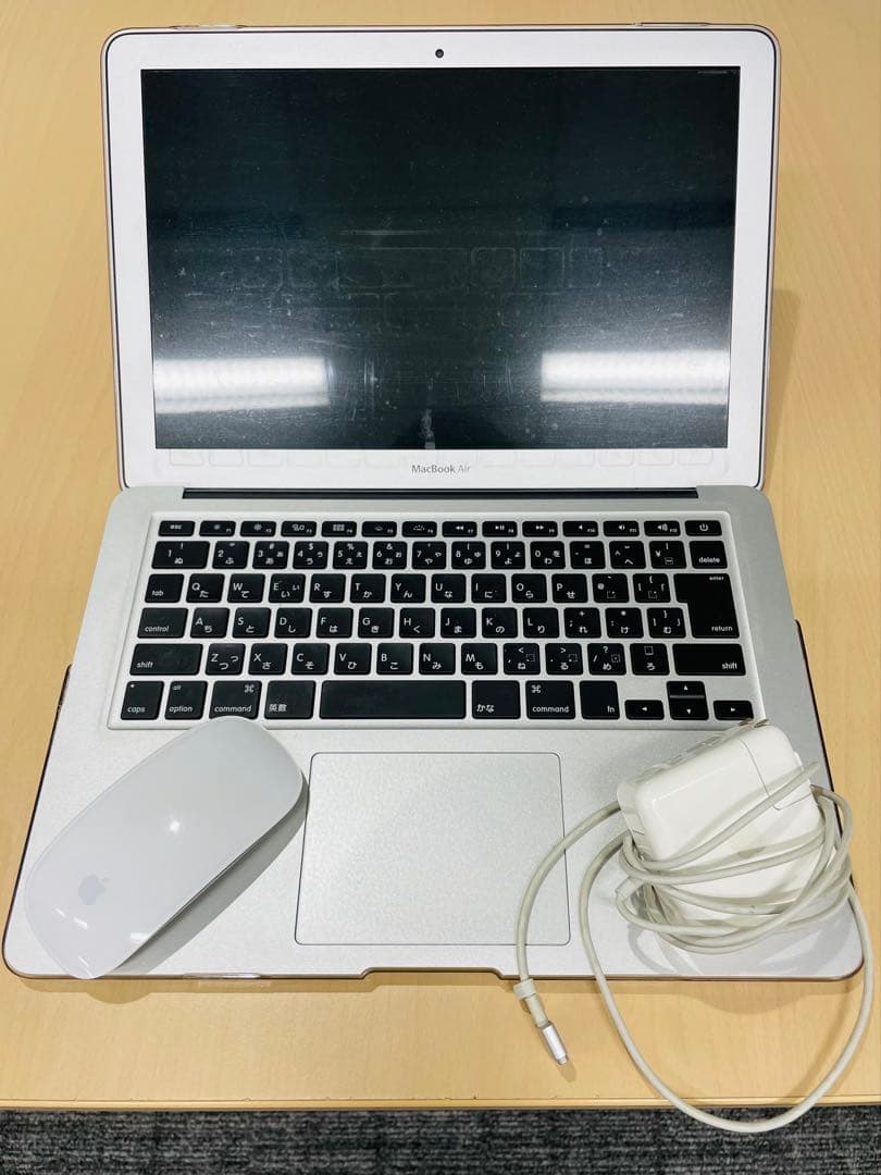 ★Apple MacBook Air 13インチ A1466【マウス付き】★