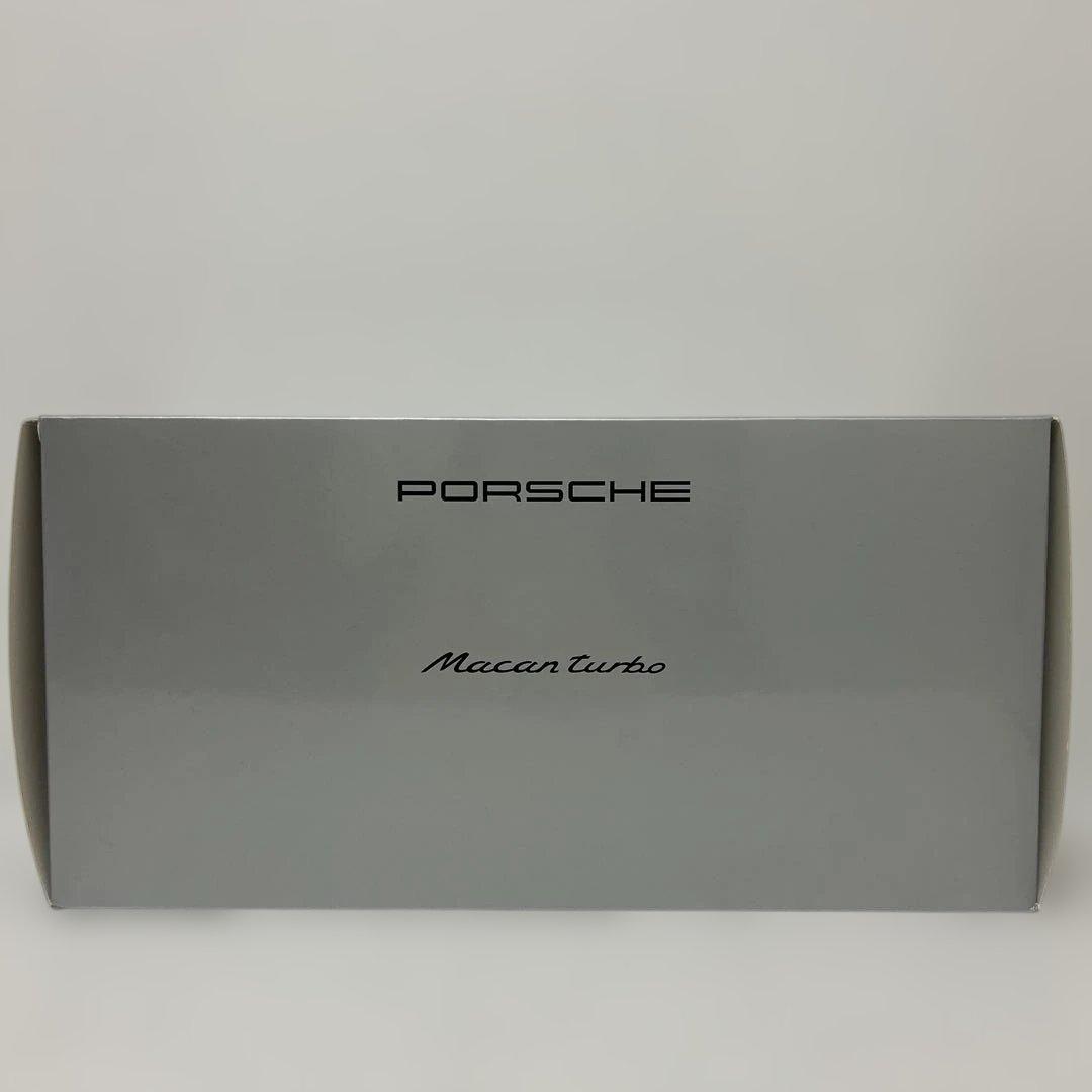 特注モデル ミニチャンプス ポルシェ マカン ターボ Macan 1:18