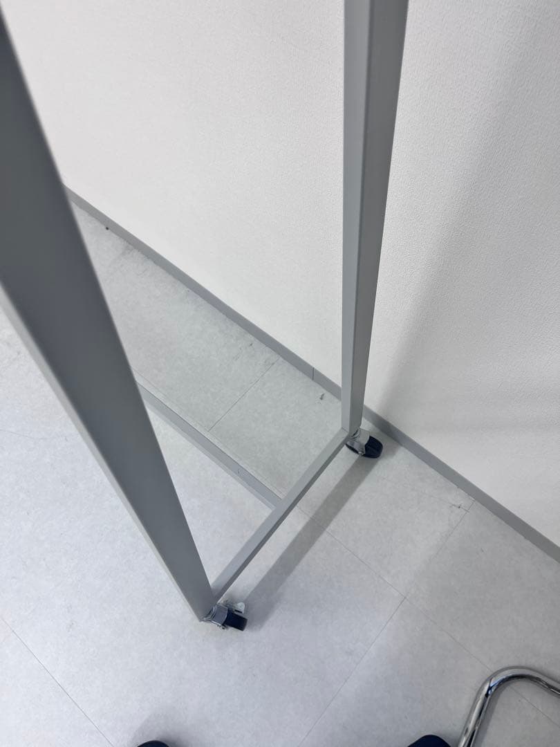 lander様アパレル用シンプルメタルハンガーラック4台