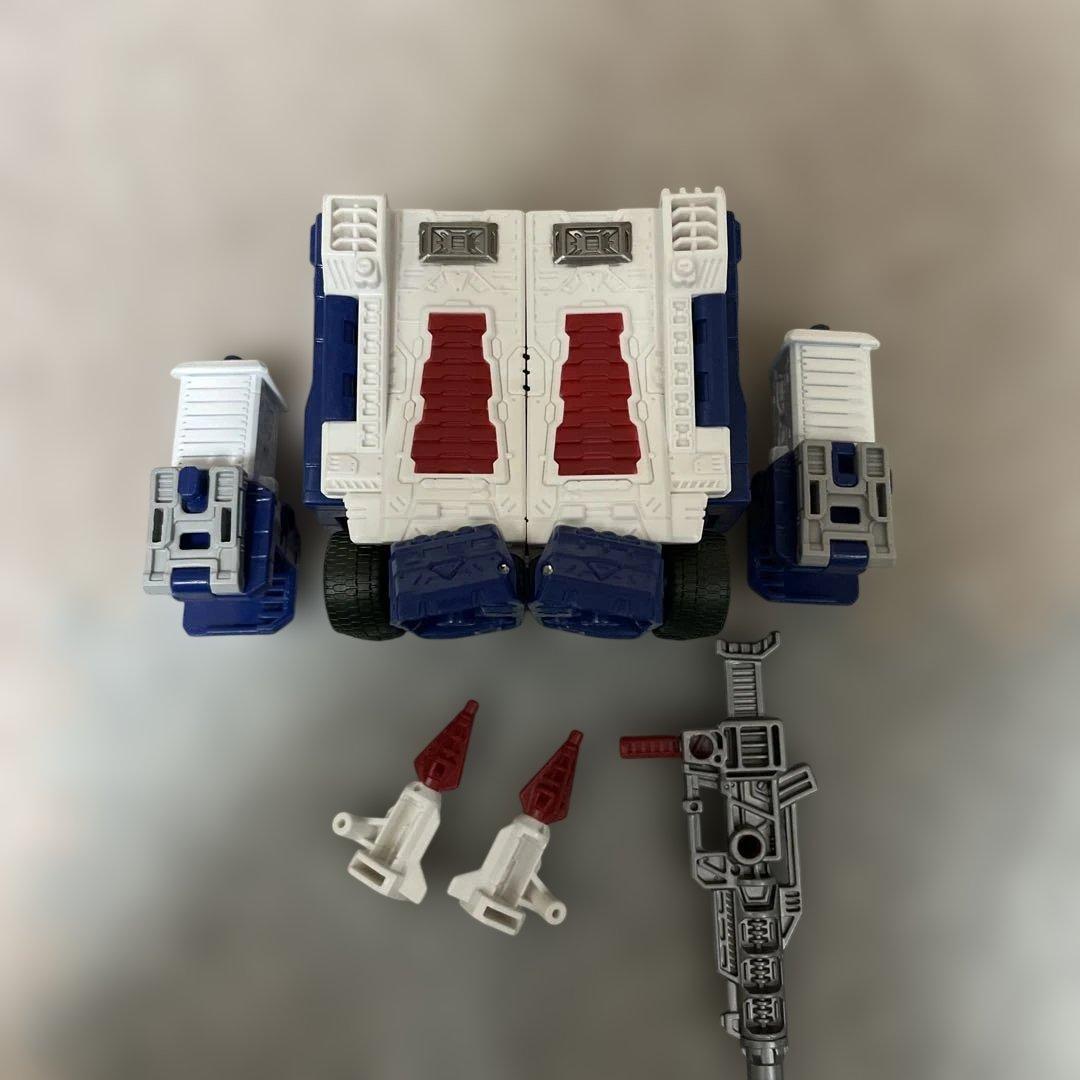 トランスフォーマー KD-11 ウルトラマグナス