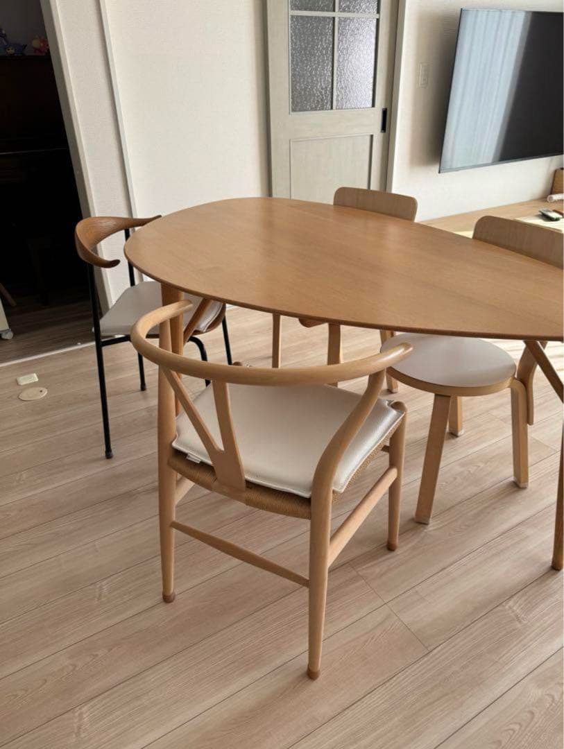 ACTUS KULAUM ダイニングテーブル