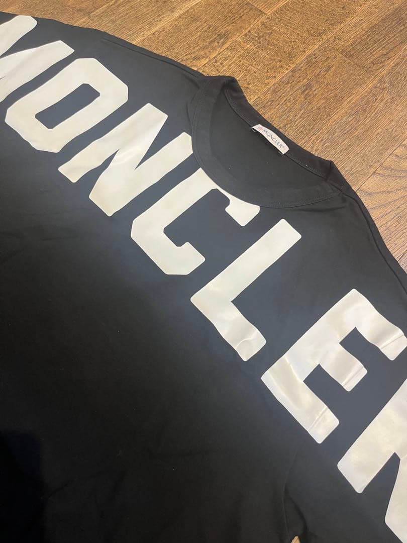 【MONCLER】モンクレールTシャツ　国内正規品　　　美品　ブラック　Sサイズ
