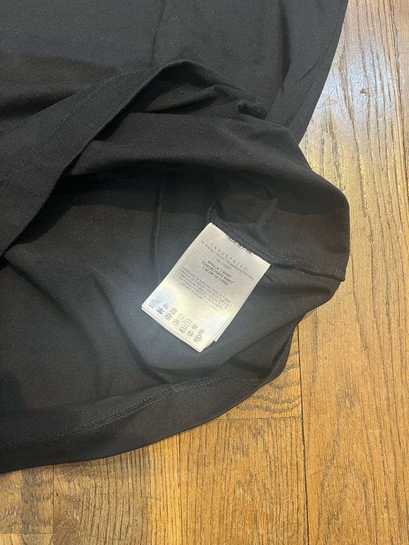 【MONCLER】モンクレールTシャツ　国内正規品　　　美品　ブラック　Sサイズ