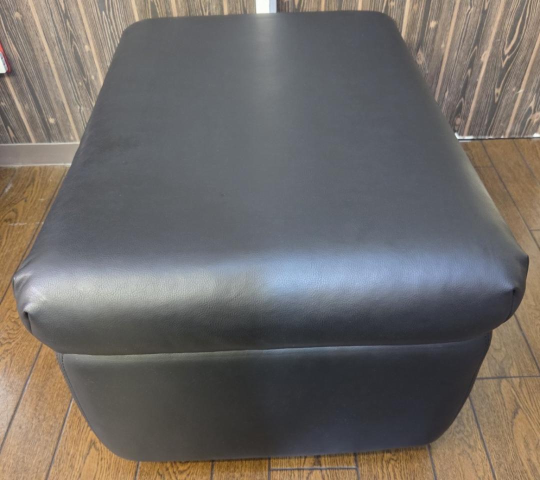 〈日本フクラ〉スツール Ｎ103-17 黒 ビニールレザー 現状渡し