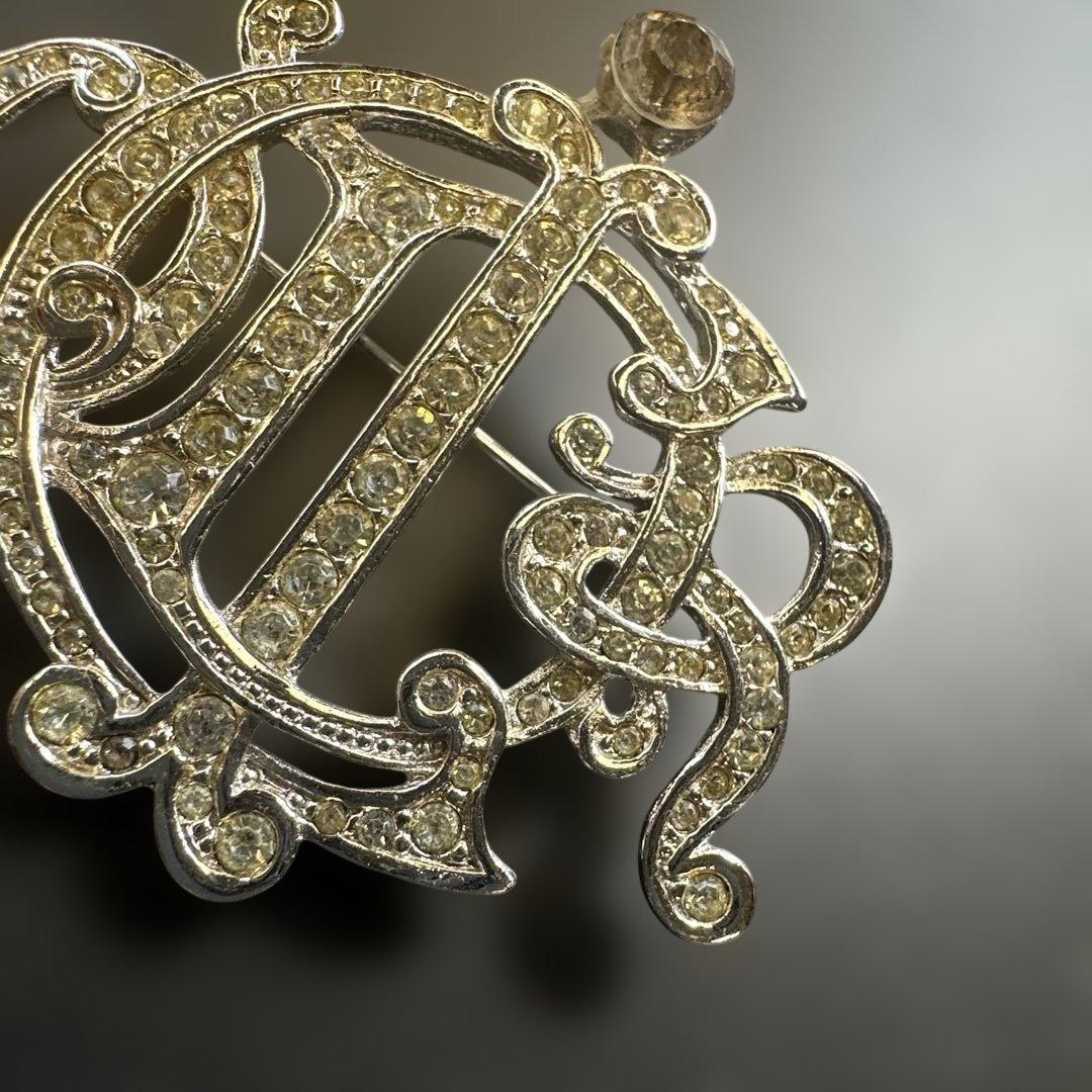 【vintage】ディオール　ラインストーン　エンブレム　ロゴブローチ