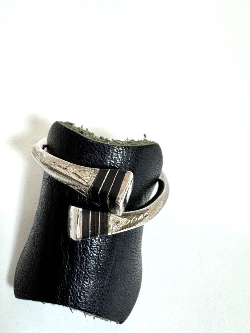 トゥアレグ族　ハンドメイド　シルバーリング